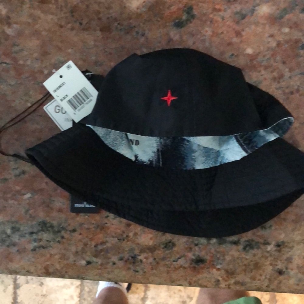 Stone island hat